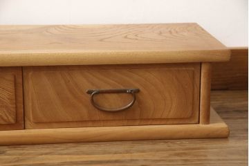 和製ビンテージ　未使用　新古品(中古品)　新潟産　職人手造り　総欅(ケヤキ)無垢材　珍しい無塗装品の置き床(置床、ローボード、テレビ台、テレビボード、収納棚、飾り台、ヴィンテージ)(R-070528)