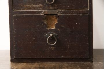 和製アンティーク　古作造り　簡素なつくりが落ち着いた雰囲気を醸し出す杉材の硯箱(掛け硯、印箱、小物収納、収納箱、小引き出し)(R-070531)
