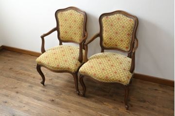 アメリカビンテージ　アメリカ輸入モデル　DREXEL HERITAGE(ドレクセルヘリテイジ)　Touraine(ツーレイン)　くつろぎの時間を演出するアームチェア2脚セット(椅子、イス、ダイニングチェア、ヴィンテージ)(R-070535)