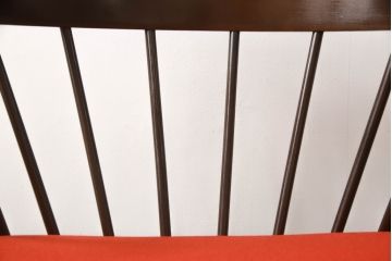 和製ビンテージ　希少デザイン!!　飛騨産業　キツツキ　重厚感ある佇まいと洗練されたデザインが美しいアームチェア(ダイニングチェア、椅子、イス、ヴィンテージ)(R-070545)