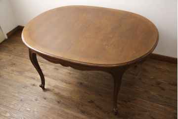 ビンテージ家具　アメリカ輸入モデル　DREXEL HERITAGE(ドレクセルヘリテイジ)　Touraine(ツーレイン)　滑らかな曲線が優雅な印象のダイニングテーブル(エクステンションテーブル、食卓、4人掛け、6人掛け、オーバル型、ヴィンテージ)(R-070579)