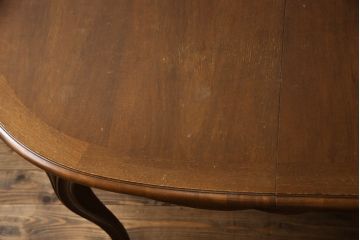 ビンテージ家具　アメリカ輸入モデル　DREXEL HERITAGE(ドレクセルヘリテイジ)　Touraine(ツーレイン)　滑らかな曲線が優雅な印象のダイニングテーブル(エクステンションテーブル、食卓、4人掛け、6人掛け、オーバル型、ヴィンテージ)(R-070579)