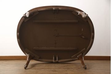 ビンテージ家具　アメリカ輸入モデル　DREXEL HERITAGE(ドレクセルヘリテイジ)　Touraine(ツーレイン)　滑らかな曲線が優雅な印象のダイニングテーブル(エクステンションテーブル、食卓、4人掛け、6人掛け、オーバル型、ヴィンテージ)(R-070579)