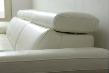 中古　総本革(レザー)　イタリア　NICOLETTI HOME(ニコレッティ)　Domus(ドムス)　快適な座り心地と高級感ある空間を演出してくれる2.5Pソファセット(カウチソファ、ワンアーム、2人掛け、3人掛け)(定価約80万円)(R-070580)