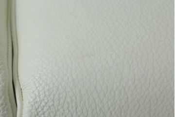 中古　総本革(レザー)　イタリア　NICOLETTI HOME(ニコレッティ)　Domus(ドムス)　快適な座り心地と高級感ある空間を演出してくれる2.5Pソファセット(カウチソファ、ワンアーム、2人掛け、3人掛け)(定価約80万円)(R-070580)