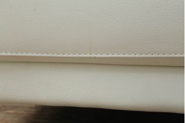 中古　総本革(レザー)　イタリア　NICOLETTI HOME(ニコレッティ)　Domus(ドムス)　快適な座り心地と高級感ある空間を演出してくれる2.5Pソファセット(カウチソファ、ワンアーム、2人掛け、3人掛け)(定価約80万円)(R-070580)