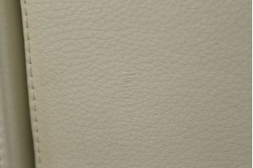 中古　総本革(レザー)　イタリア　NICOLETTI HOME(ニコレッティ)　Domus(ドムス)　快適な座り心地と高級感ある空間を演出してくれる2.5Pソファセット(カウチソファ、ワンアーム、2人掛け、3人掛け)(定価約80万円)(R-070580)