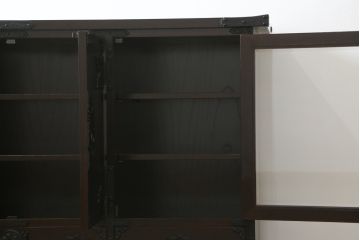 和製ビンテージ　美品　岩谷堂箪笥　桜木作　上品なデザインの黒金具が美しいサイドボード(サイドキャビネット、ローボード、リビングボード、テレビ台、テレビボード、収納棚、飾り棚、戸棚、ヴィンテージ)(R-070585)