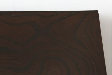 和製ビンテージ　岩谷堂箪笥　迫力のある杢目が魅力的なサイドボード(サイドキャビネット、ローボード、リビングボード、テレビ台、テレビボード、収納棚、飾り棚、ガラス戸棚、ヴィンテージ)(R-070586)