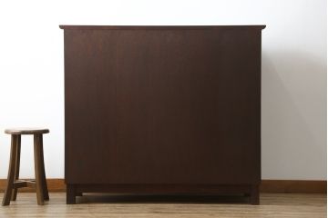 和製ビンテージ　九州民芸家具　和モダン空間づくりにおすすめ!　落ち着いた色合いが魅力の上品な下駄箱(収納棚、ヴィンテージ)(R-070588)