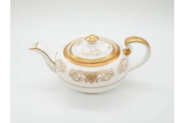 イギリス　AYNSLEY(エインズレイ)　Imperial Gold(インペリアルゴールド)　金の繊細なデザインが上品な雰囲気を醸し出すティーポット&シュガーポット&クリーマー3点セット(ミルクジャー、ミルクポット、ボンボン入れ、洋食器)(R-070629)