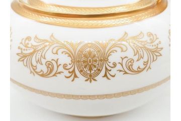 イギリス　AYNSLEY(エインズレイ)　Imperial Gold(インペリアルゴールド)　金の繊細なデザインが上品な雰囲気を醸し出すティーポット&シュガーポット&クリーマー3点セット(ミルクジャー、ミルクポット、ボンボン入れ、洋食器)(R-070629)
