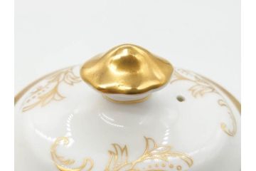 イギリス　AYNSLEY(エインズレイ)　Imperial Gold(インペリアルゴールド)　金の繊細なデザインが上品な雰囲気を醸し出すティーポット&シュガーポット&クリーマー3点セット(ミルクジャー、ミルクポット、ボンボン入れ、洋食器)(R-070629)