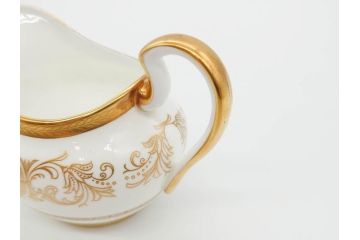 イギリス　AYNSLEY(エインズレイ)　Imperial Gold(インペリアルゴールド)　金の繊細なデザインが上品な雰囲気を醸し出すティーポット&シュガーポット&クリーマー3点セット(ミルクジャー、ミルクポット、ボンボン入れ、洋食器)(R-070629)