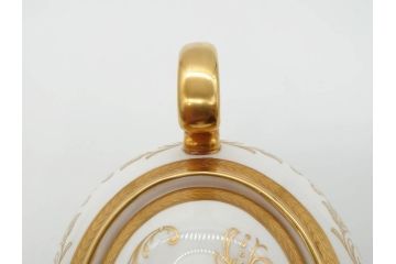 イギリス　AYNSLEY(エインズレイ)　Imperial Gold(インペリアルゴールド)　金の繊細なデザインが上品な雰囲気を醸し出すティーポット&シュガーポット&クリーマー3点セット(ミルクジャー、ミルクポット、ボンボン入れ、洋食器)(R-070629)