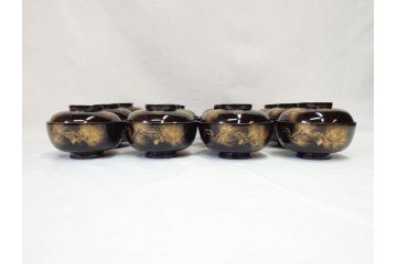 輪島塗り　木製漆器　蒔絵　松の実　約13cm　4.1寸　繊細な沈金の意匠が美しい吸物椀12客(お椀、和食器、黒漆、四寸一分)(R-070630)