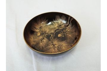輪島塗り　木製漆器　蒔絵　松の実　約13cm　4.1寸　繊細な沈金の意匠が美しい吸物椀12客(お椀、和食器、黒漆、四寸一分)(R-070630)