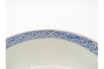 江戸期　古伊万里　金彩　色絵　約12cm　3.8寸　一つ一つ丁寧に絵付けされた豪華な蓋付き茶碗3客セット(獅子、松竹、和食器、三寸八分)(R-070632)