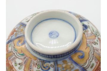 江戸期　古伊万里　金彩　色絵　約12cm　3.8寸　一つ一つ丁寧に絵付けされた豪華な蓋付き茶碗3客セット(獅子、松竹、和食器、三寸八分)(R-070632)
