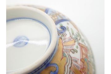 江戸期　古伊万里　金彩　色絵　約12cm　3.8寸　一つ一つ丁寧に絵付けされた豪華な蓋付き茶碗3客セット(獅子、松竹、和食器、三寸八分)(R-070632)