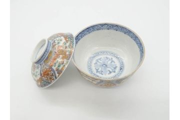 江戸期　古伊万里　金彩　色絵　約12cm　3.8寸　一つ一つ丁寧に絵付けされた豪華な蓋付き茶碗3客セット(獅子、松竹、和食器、三寸八分)(R-070632)
