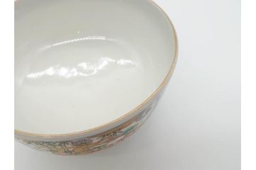 幕末〜明治期　伊万里　金彩　約14cm　4.4寸　華やかな色絵が食卓に彩を与える蓋付き茶碗3客セット(獅子、松竹、和食器、四寸四分)(R-070635)