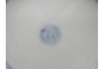 幕末〜明治期　伊万里　金彩　約14cm　4.4寸　華やかな色絵が食卓に彩を与える蓋付き茶碗3客セット(獅子、松竹、和食器、四寸四分)(R-070635)