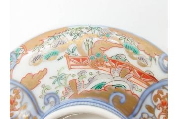 幕末〜明治期　伊万里　金彩　約14cm　4.4寸　華やかな色絵が食卓に彩を与える蓋付き茶碗3客セット(獅子、松竹、和食器、四寸四分)(R-070636)