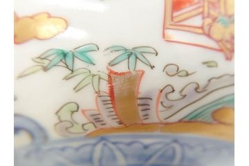 幕末〜明治期　伊万里　金彩　約14cm　4.4寸　華やかな色絵が食卓に彩を与える蓋付き茶碗3客セット(獅子、松竹、和食器、四寸四分)(R-070636)