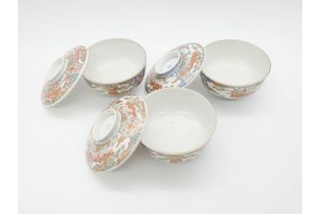 幕末〜明治期　伊万里　金彩　約14cm　4.4寸　華やかな色絵が食卓に彩を与える蓋付き茶碗3客セット(獅子、松竹、和食器、四寸四分)(R-070637)
