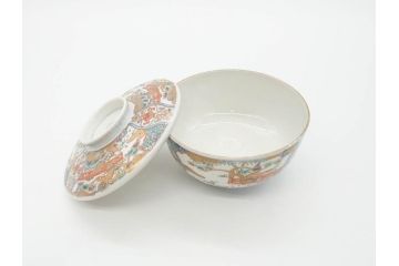 幕末〜明治期　伊万里　金彩　約14cm　4.4寸　華やかな色絵が食卓に彩を与える蓋付き茶碗3客セット(獅子、松竹、和食器、四寸四分)(R-070637)