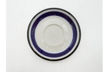 ARABIA FINLAND　saara(サーラ)　大胆に描かれた花模様と深みのある色合いが素敵なカップ&ソーサー4客セット(アラビア、フィンランド、北欧食器、C&S)(R-070642)