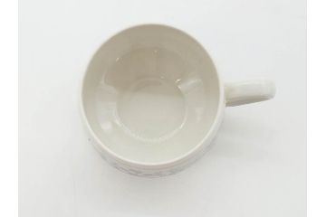ARABIA FINLAND　Talvikki(タルヴィッキ)　繊細に描かれたデザインと小振りで可愛らしいカップ&ソーサー4客セット(アラビア、フィンランド、北欧食器、C&S、苺、いちご、イチゴ)(R-070644)