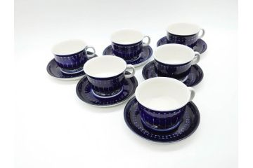 ARABIA FINLAND　Valencia (バレンシア)　Ulla Procope(ウラ・プロコッペ)　美しい青色が上品な雰囲気を高めるカップ&ソーサー6客セット(アラビア、フィンランド、北欧食器、C&S)(R-070652)