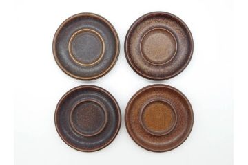 ARABIA FINLAND　Ruska(ルスカ)　Ulla Procope(ウラ・プロコッペ)　一つ一つ違う模様が魅力的で温かみのあるコーヒーカップ&ソーサー4客セット(アラビア、フィンランド、Sモデル、北欧食器、C&S)(R-070653)