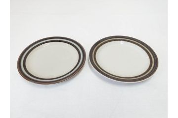 ARABIA FINLAND　Karelia(カレリア)　シンプルかつ存在感のある佇まいが魅力的なカップ&ソーサー2客・プレート5枚セット(アラビア、フィンランド、C&S、スーププレート、スープ皿、北欧食器)(R-070654)
