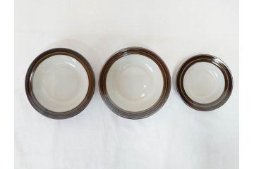 ARABIA FINLAND　Karelia(カレリア)　シンプルかつ存在感のある佇まいが魅力的なカップ&ソーサー2客・プレート5枚セット(アラビア、フィンランド、C&S、スーププレート、スープ皿、北欧食器)(R-070654)