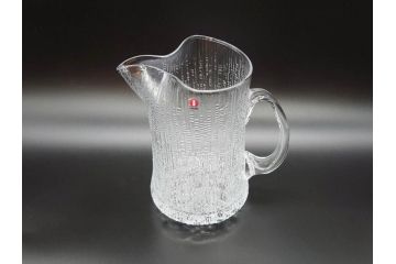 iittala(イッタラ)　Ultima Thule(ウルティマツーレ)シリーズ　Tapio Wirkkala(タピオ・ヴィルカラ) 1968　細部まで職人のこだわりが感じられるピッチャー(ガラス、北欧食器、箱付き)(R-070656)