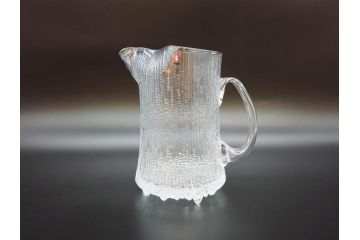 iittala(イッタラ)　Ultima Thule(ウルティマツーレ)シリーズ　Tapio Wirkkala(タピオ・ヴィルカラ) 1968　細部まで職人のこだわりが感じられるピッチャー(ガラス、北欧食器、箱付き)(R-070656)