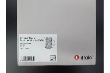 iittala(イッタラ)　Ultima Thule(ウルティマツーレ)シリーズ　Tapio Wirkkala(タピオ・ヴィルカラ) 1968　細部まで職人のこだわりが感じられるピッチャー(ガラス、北欧食器、箱付き)(R-070656)