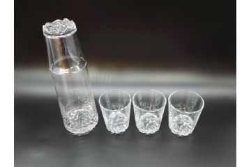 デンマーク　Stelton(ステルトン)　なめらかなフォルムが美しいカラフェ&グラス4客セット(ピッチャー、デキャンタ、デカンタ、水差し、ジャグ、ウォーターポット、ボトル、フラワーベース、ガラス、ワイン、北欧食器、箱付き)(R-070657)
