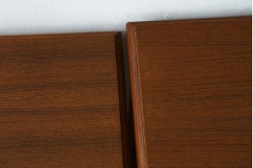 デンマークビンテージ　チーク材　すっきりとしたデザインが取り入れやすいネストテーブル　(R-070697)