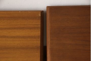 デンマークビンテージ　チーク材　すっきりとしたデザインが取り入れやすいネストテーブル(サイドテーブル、カフェテーブル、コーヒーテーブル、ローテーブル、北欧、ヴィンテージ)(R-070697)