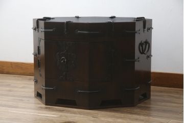 アジアンビンテージ　李朝　八角　深みのある色合いとユニークなデザインが魅力的な収納箱(木箱、小物収納、収納棚、戸棚、サイドテーブル、ヴィンテージ)(R-070703)