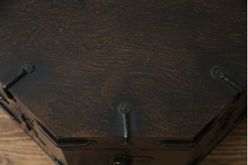 アジアンビンテージ　李朝　八角　深みのある色合いとユニークなデザインが魅力的な収納箱(木箱、小物収納、収納棚、戸棚、サイドテーブル、ヴィンテージ)(R-070703)