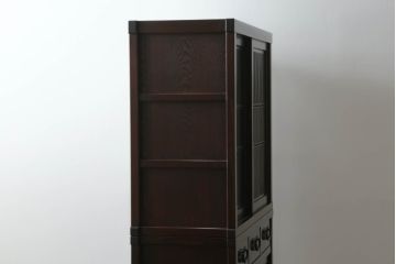中古　上質な和の空間を演出する二段重ね水屋箪笥(食器棚、茶タンス、キャビネット、収納棚、戸棚)(R-070704)