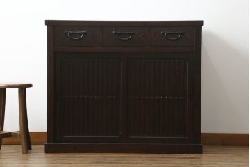 中古　上質な和の空間を演出する水屋箪笥サイドボード(サイドキャビネット、収納棚、戸棚、食器棚、茶箪笥)(R-070706)