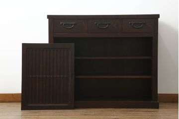 中古　上質な和の空間を演出する水屋箪笥サイドボード(サイドキャビネット、収納棚、戸棚、食器棚、茶箪笥)(R-070706)