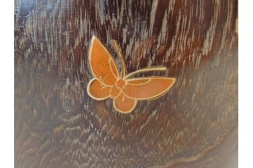 大正〜昭和初期　木製　金彩　刳貫丸　蝶の図　螺鈿細工と蒔絵の華やかな意匠が存在感を放つ火鉢(鉢カバー、手あぶり)(R-070712)