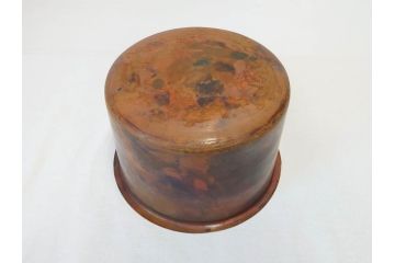 大正〜昭和初期　木製　金彩　刳貫丸　蝶の図　螺鈿細工と蒔絵の華やかな意匠が存在感を放つ火鉢(鉢カバー、手あぶり)(R-070712)